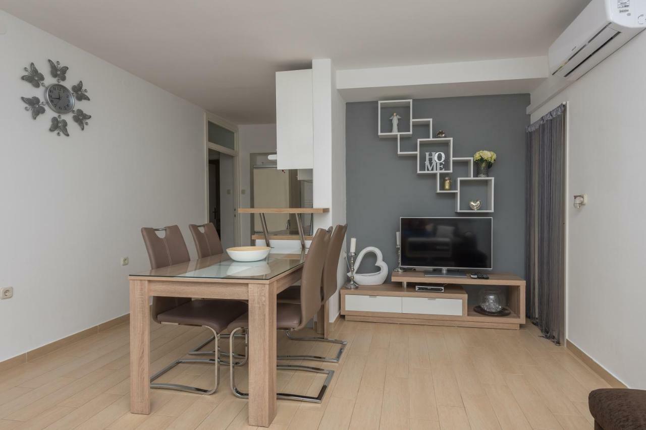 Apartmani Mona Makarská Exteriér fotografie