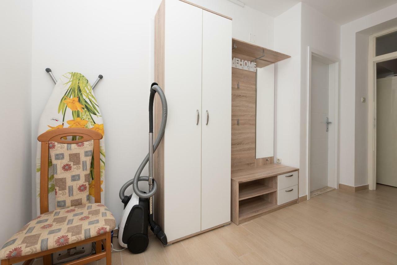 Apartmani Mona Makarská Exteriér fotografie