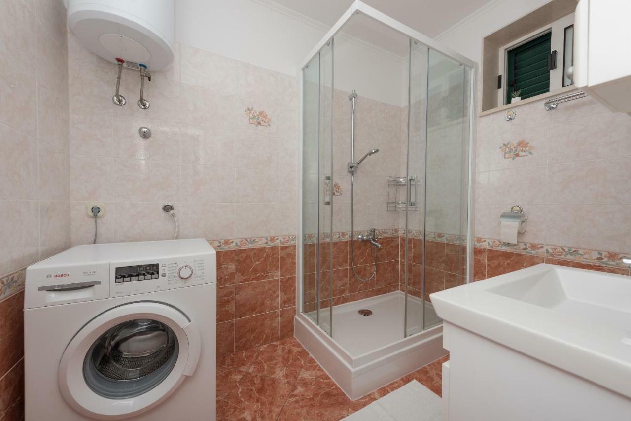 Apartmani Mona Makarská Exteriér fotografie