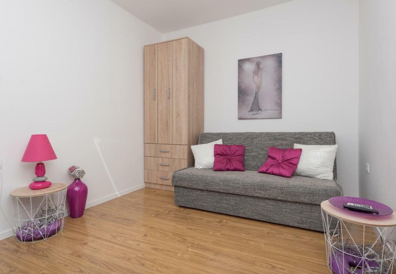 Apartmani Mona Makarská Exteriér fotografie