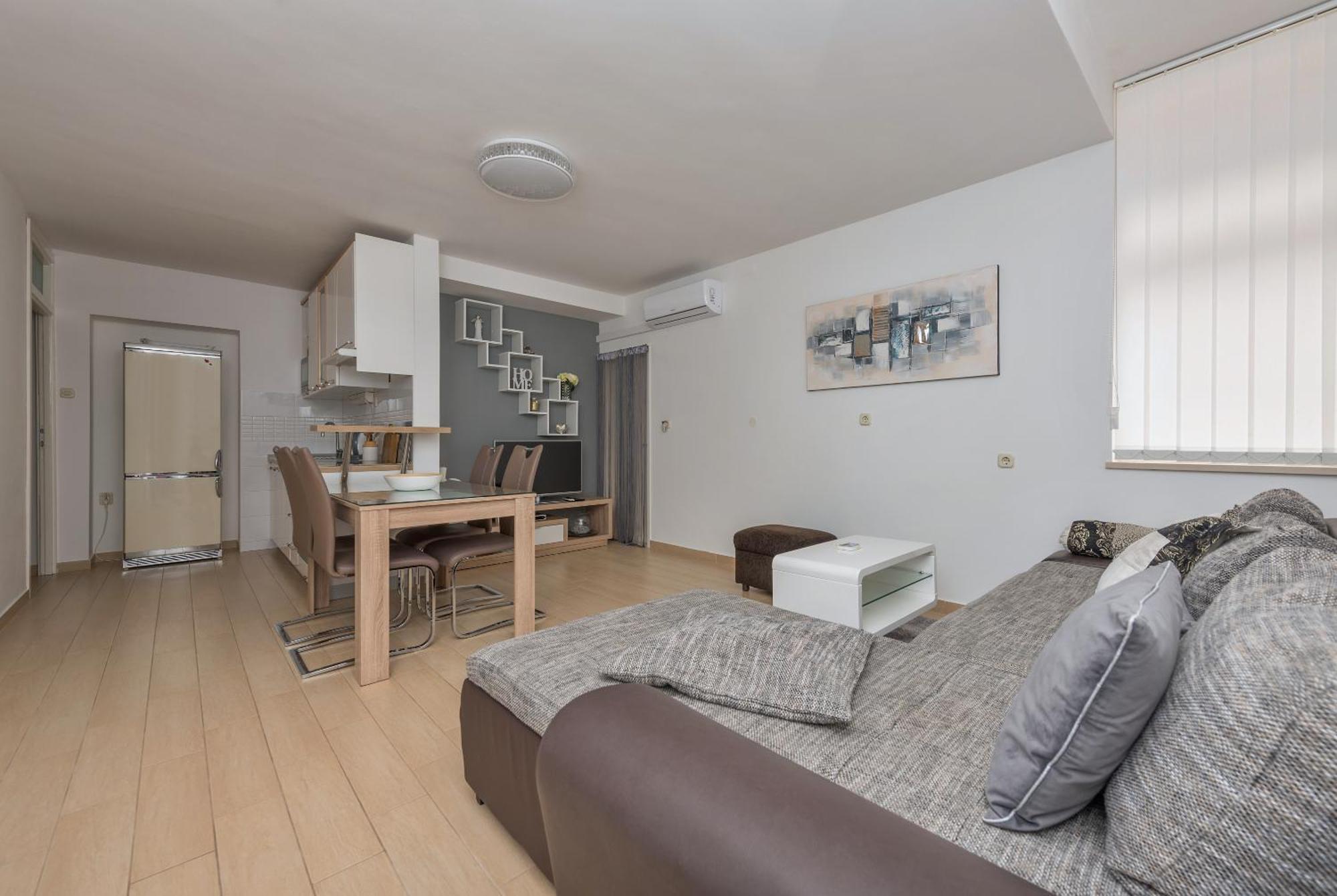 Apartmani Mona Makarská Exteriér fotografie