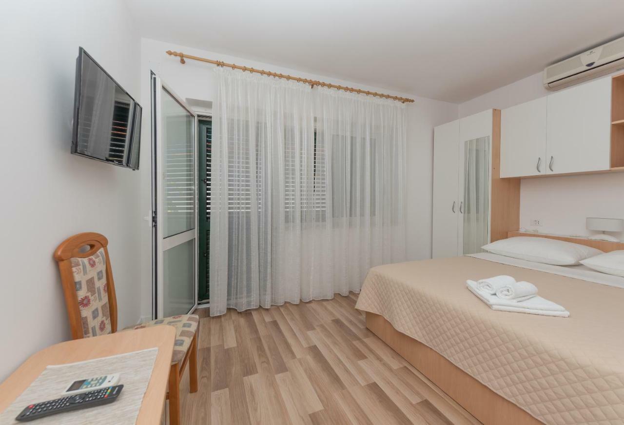 Apartmani Mona Makarská Exteriér fotografie